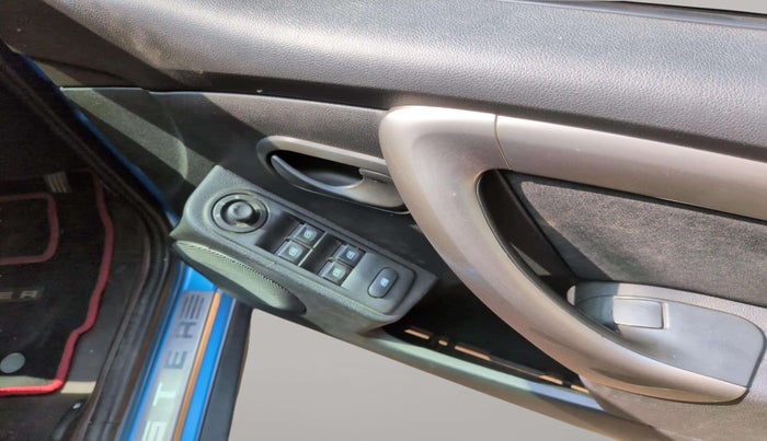 2019 Renault Duster 110 PS RXS MT DIESEL, Diesel, Manual, 37,645 km, Driver Side Door Panels Control