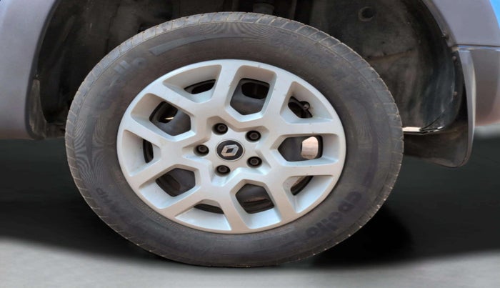 2019 Renault Duster 110 PS RXS MT DIESEL, Diesel, Manual, 37,645 km, Left Front Wheel