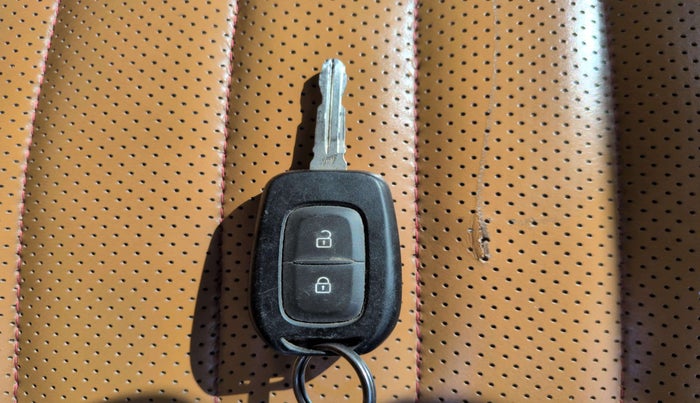 2019 Renault Duster 110 PS RXS MT DIESEL, Diesel, Manual, 37,645 km, Key Close Up