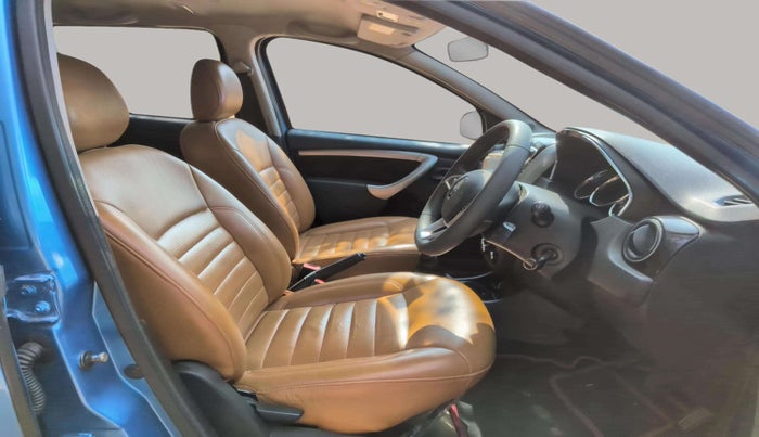 2019 Renault Duster 110 PS RXS MT DIESEL, Diesel, Manual, 37,645 km, Right Side Front Door Cabin