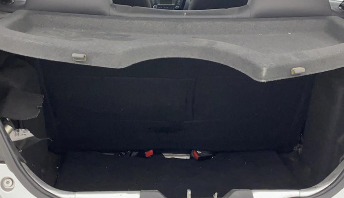 2017 Tata Tiago XZ PETROL, Petrol, Manual, 58,548 km, Boot Inside