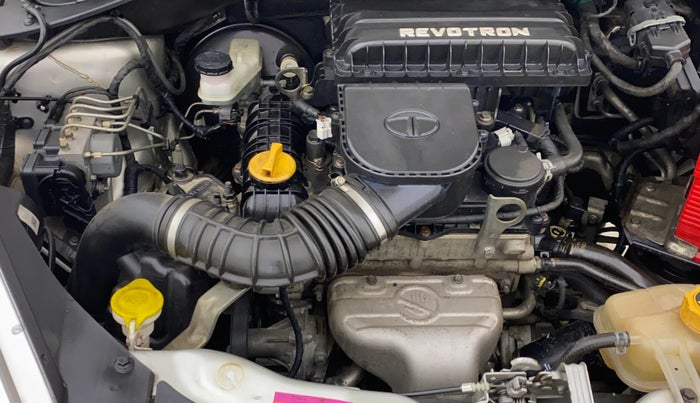 2017 Tata Tiago XZ PETROL, Petrol, Manual, 58,548 km, Engine View - Right