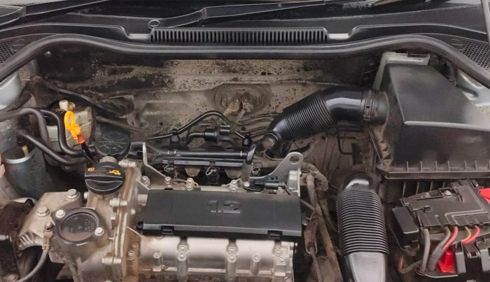 2012 Volkswagen Polo HIGHLINE1.2L, Petrol, Manual, 95,466 km, Engine View