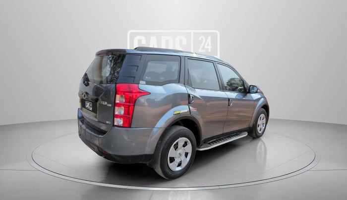 2016 Mahindra XUV500 W6, Diesel, Manual, 64,362 km, Right Back Diagonal