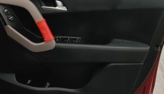 2019 Hyundai Creta SX AT 1.6 PETROL, Petrol, Automatic, 1,00,514 km, Driver Side Door Panels Control