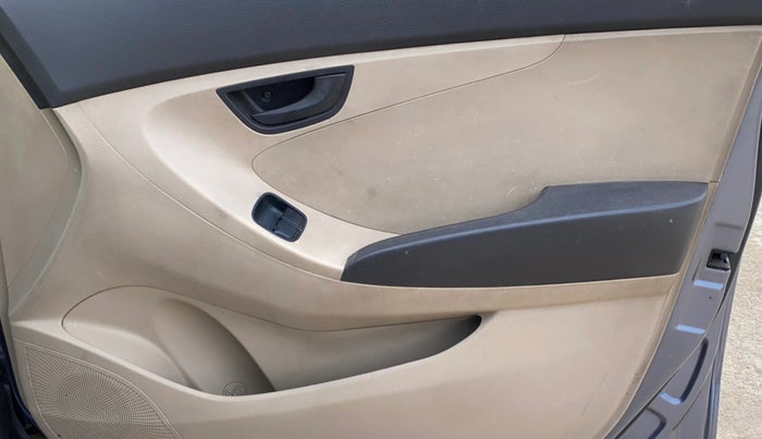 2011 Hyundai Eon MAGNA O, Petrol, Manual, 59,600 km, Driver Side Door Panels Control