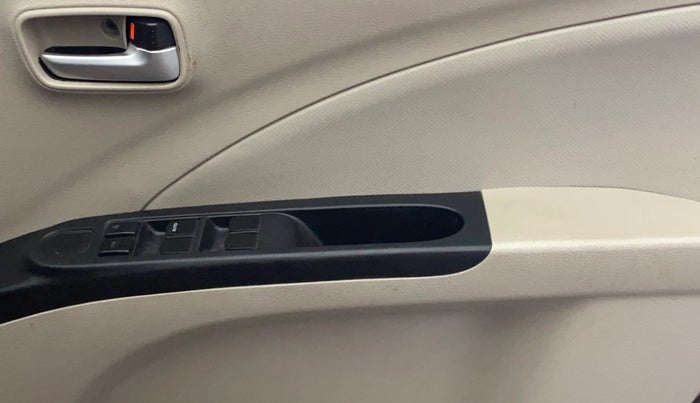 2018 Maruti Celerio VXI AMT, Petrol, Automatic, 39,143 km, Driver Side Door Panels Control