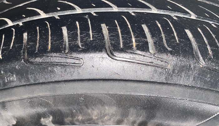 2014 Ford Classic 1.4 TITANIUM DIESEL, Diesel, Manual, 85,337 km, Right Front Tyre Tread