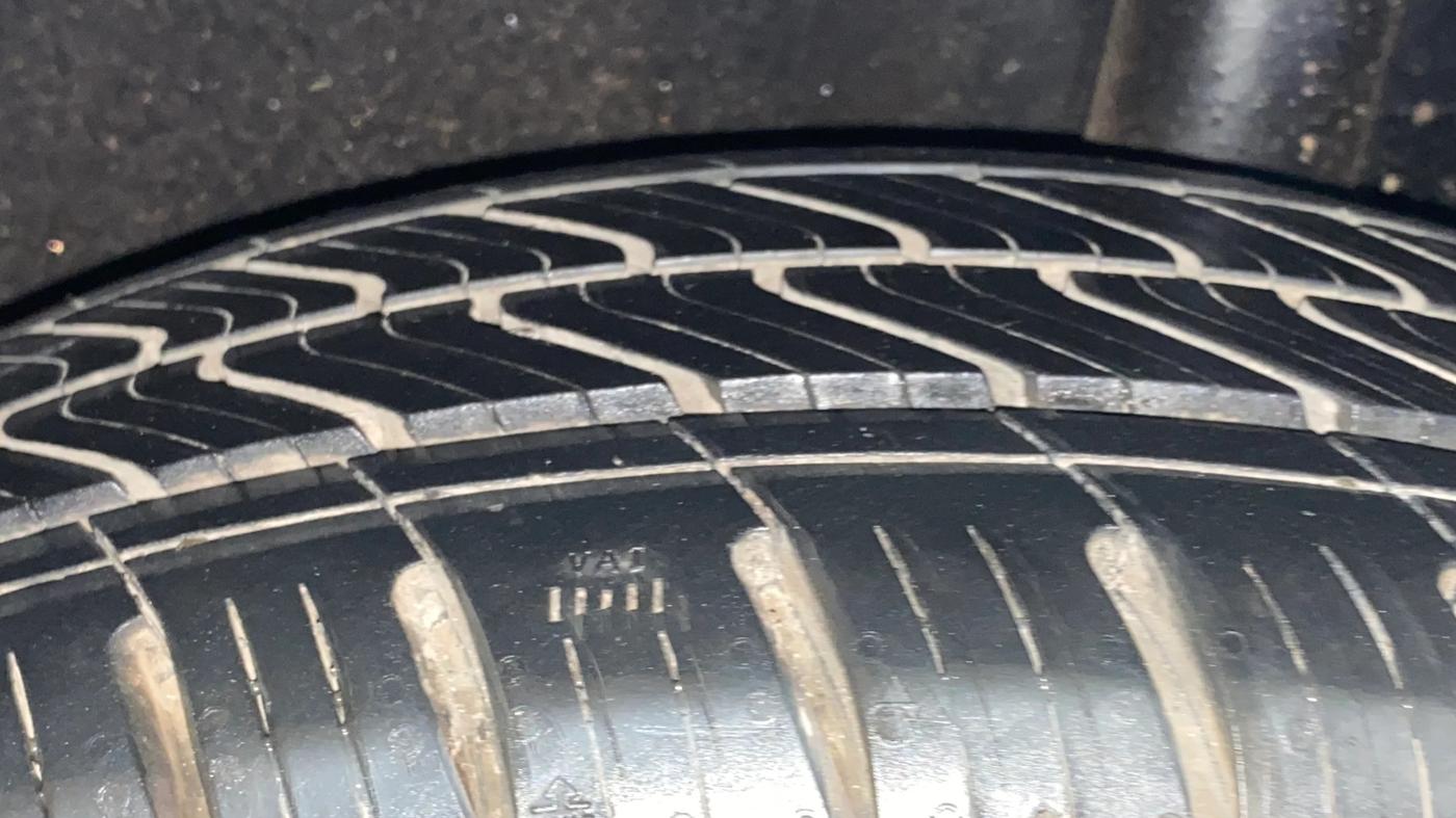 2017 Maruti Baleno ZETA CVT PETROL 1.2, Petrol, Automatic, 53,593 km, Left Rear Tyre Tread