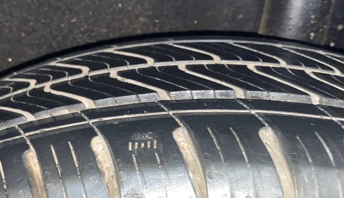 2017 Maruti Baleno ZETA CVT PETROL 1.2, Petrol, Automatic, 53,593 km, Left Rear Tyre Tread