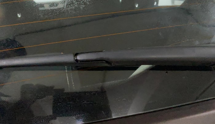 2022 Renault TRIBER RXZ, Petrol, Manual, 24,691 km, Rear Wiper