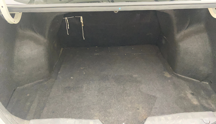 2017 Maruti Ciaz DELTA DIESEL 1.3, Diesel, Manual, 90,990 km, Boot Inside