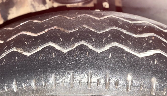 2012 Maruti Alto 800 LXI, Petrol, Manual, 62,504 km, Left Rear Tyre Tread