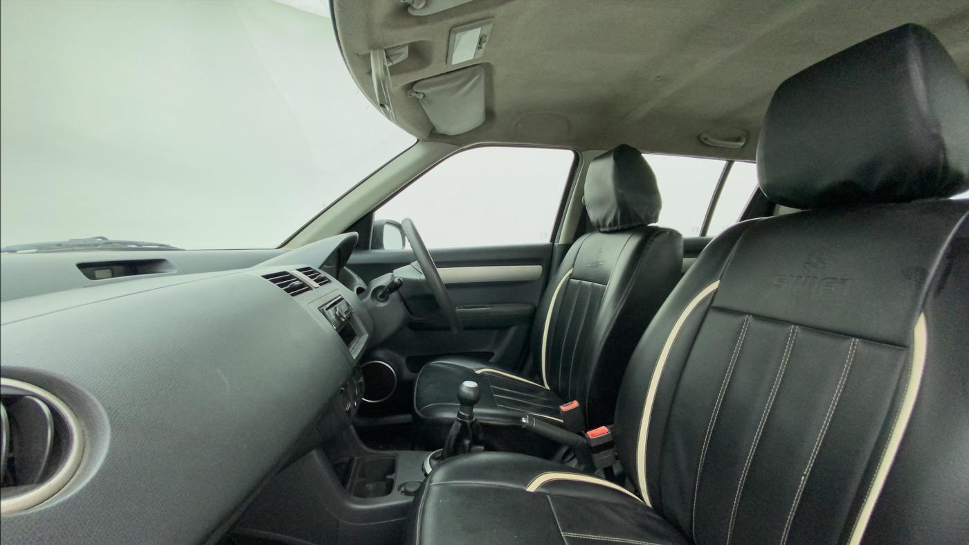 2011 Maruti Swift VXI, Petrol, Manual, 48,974 km, Right Side Front Door Cabin