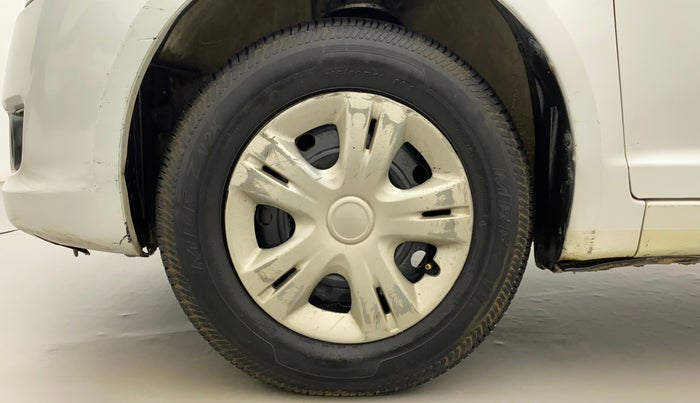 2011 Maruti Swift VXI, Petrol, Manual, 48,974 km, Left Front Wheel