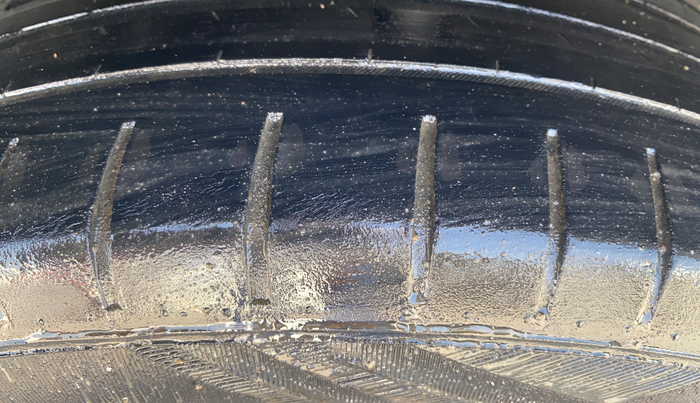 2021 Maruti Baleno ZETA CVT PETROL 1.2, Petrol, Automatic, 95,659 km, Left Front Tyre Tread