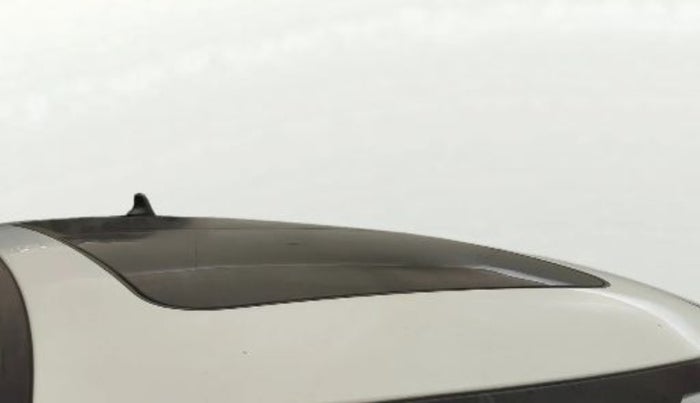 2020 Tata Harrier XZA PLUS 2.0L, Diesel, Automatic, 64,403 km, Moonroof/ Sunroof