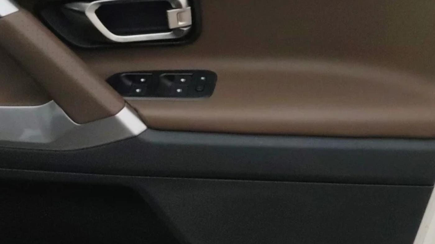 2020 Tata Harrier XZA PLUS 2.0L, Diesel, Automatic, 64,403 km, Driver Side Door Panels Control