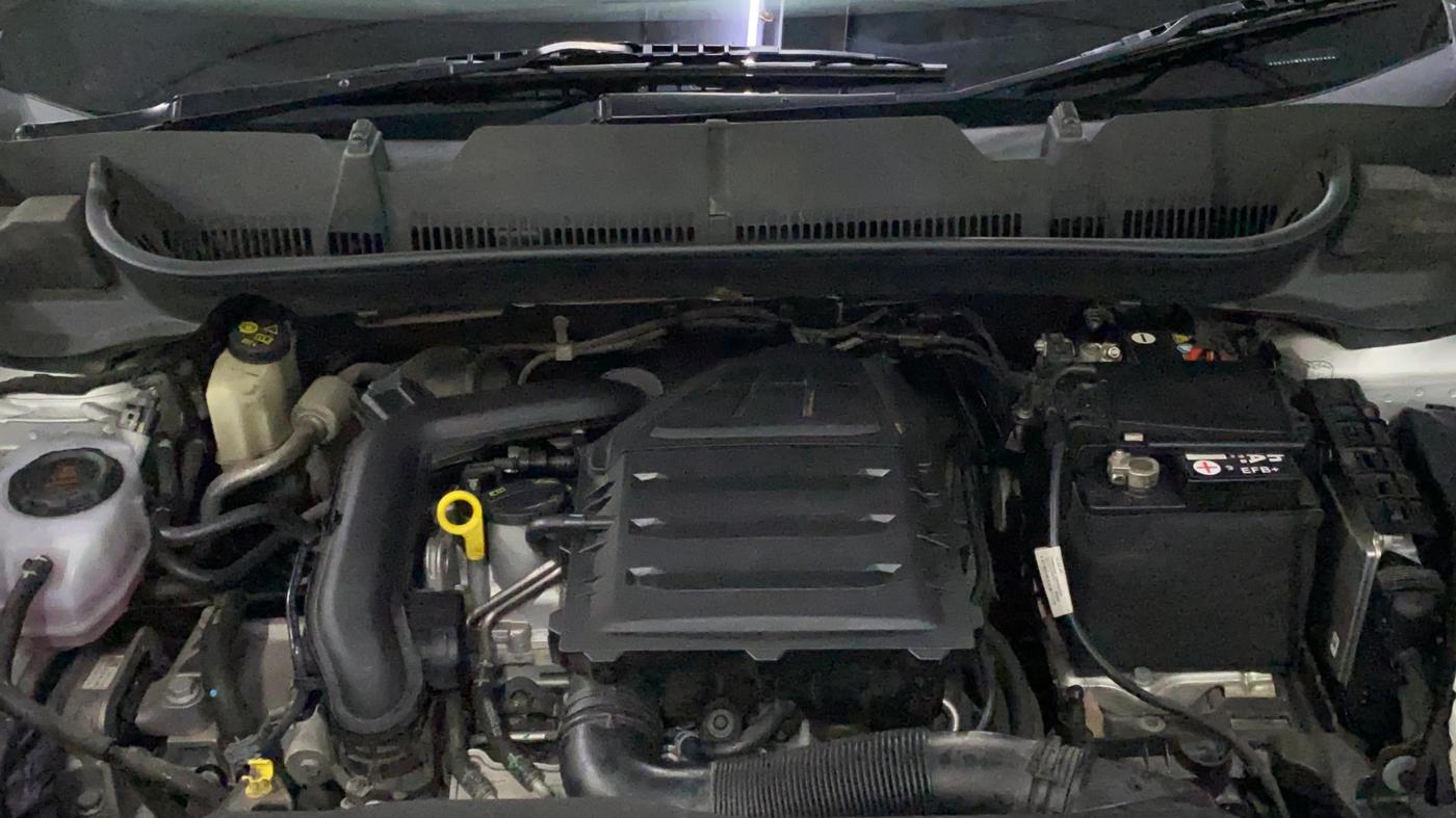 2024 Volkswagen TAIGUN COMFORTLINE 1.0 TSI MT, Petrol, Manual, 38,062 km, Engine View