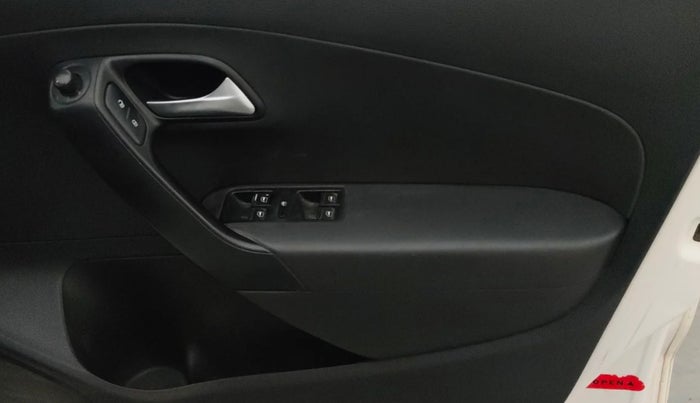 2015 Volkswagen Polo GT TSI AT, Petrol, Automatic, 1,23,522 km, Driver Side Door Panels Control