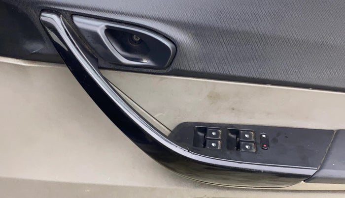 2017 Tata Tiago XM PETROL, Petrol, Manual, 45,332 km, Driver Side Door Panels Control