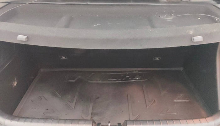 2021 Hyundai NEW I20 N LINE N8 1.0 TURBO GDI DCT, Petrol, Automatic, 52,885 km, Boot Inside