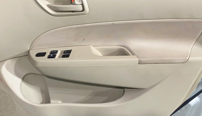 2016 Maruti Swift Dzire LXI (O), Petrol, Manual, 17,567 km, Driver Side Door Panels Control