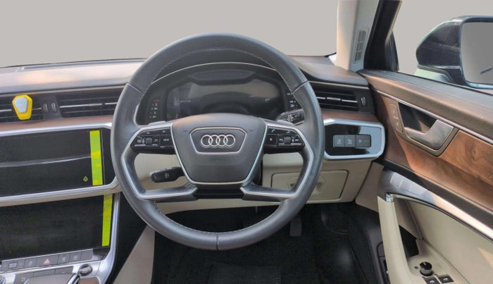 2024 Audi A6 45 TFSI TECHNOLOGY, Petrol, Automatic, 4,405 km, Steering Wheel Close Up