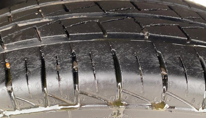 2022 Maruti Alto LXI O, Petrol, Manual, 11,925 km, Left Rear Tyre Tread