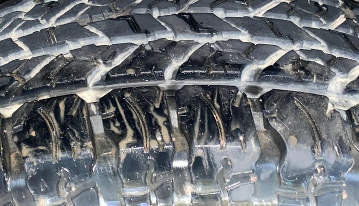 2022 Mahindra Thar LX HT PETROL 4WD MT, Petrol, Manual, 14,974 km, Right Rear Tyre Tread