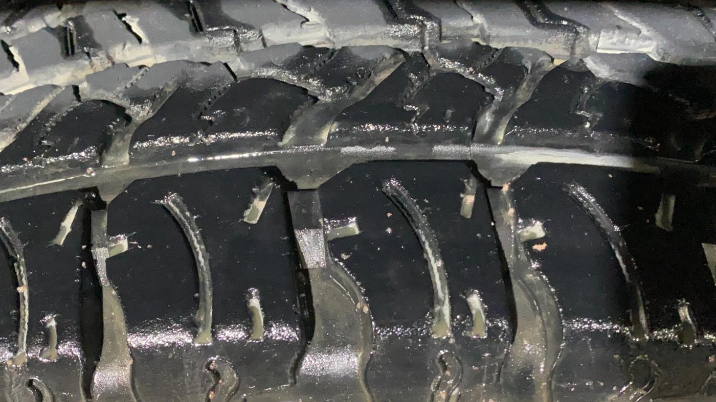 2022 Mahindra Thar LX HT PETROL 4WD MT, Petrol, Manual, 14,974 km, Left Front Tyre Tread