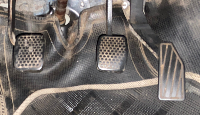 2017 Maruti Alto 800 LXI, CNG, Manual, 93,121 km, Pedals