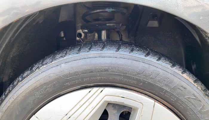 2021 Tata ALTROZ XT PETROL, Petrol, Manual, 55,138 km, Right Front Tyre Tread