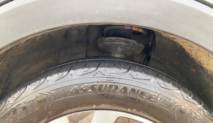 2022 Volkswagen TAIGUN TOPLINE 1.0 TSI MT, Petrol, Manual, 59,704 km, Left Front Tyre Tread