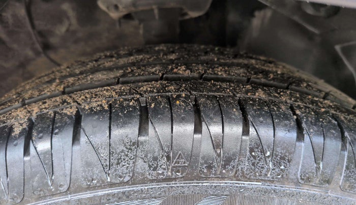 2024 KIA SONET 	 HTX 1.0 TURBO DCT, Petrol, Automatic, 14,386 km, Right Rear Tyre Tread