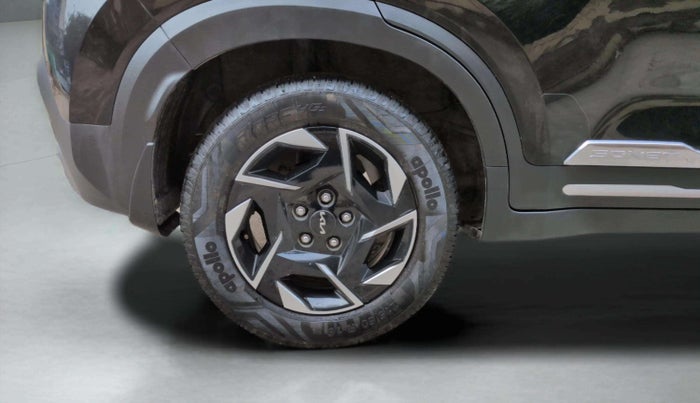 2024 KIA SONET 	 HTX 1.0 TURBO DCT, Petrol, Automatic, 14,386 km, Right Rear Wheel