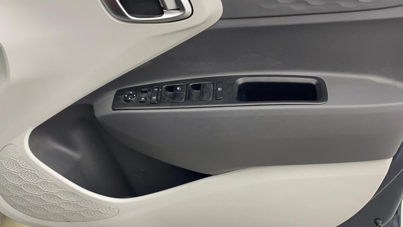 2021 Hyundai GRAND I10 NIOS SPORTZ AMT 1.2 KAPPA VTVT, Petrol, Automatic, 22,711 km, Driver Side Door Panels Control