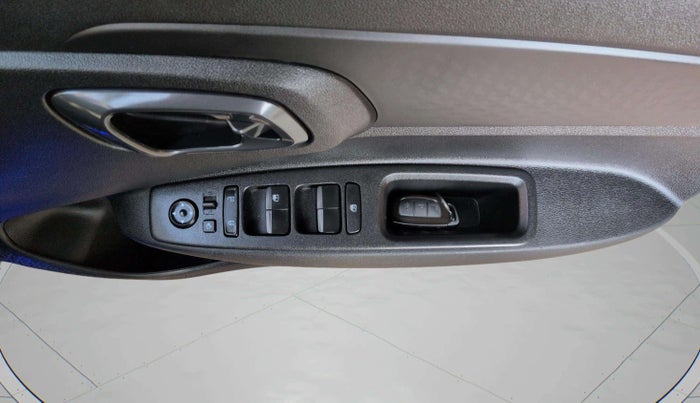 2024 Hyundai EXTER SX (O) Connect 1.2 AMT Knight Edition, Petrol, Automatic, 10,309 km, Driver Side Door Panels Control