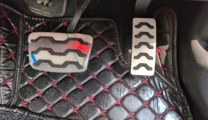 2024 Hyundai EXTER SX (O) Connect 1.2 AMT Knight Edition, Petrol, Automatic, 10,309 km, Pedals