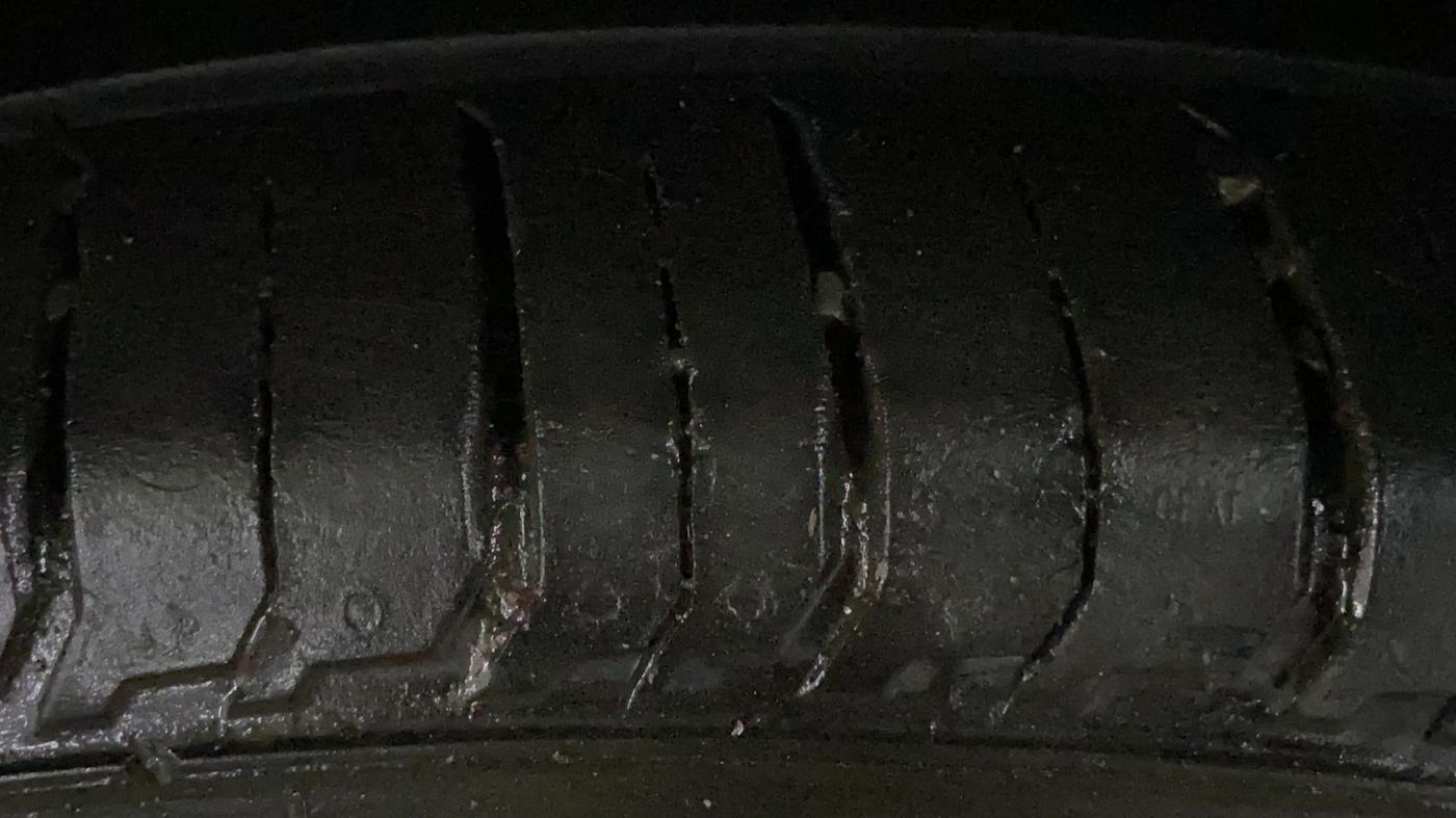 2019 Hyundai Elite i20 ASTA 1.2 (O), CNG, Manual, 79,137 km, Left Rear Tyre Tread