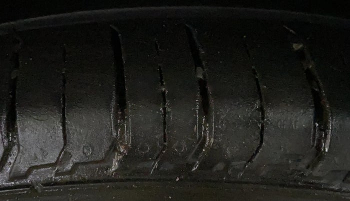 2019 Hyundai Elite i20 ASTA 1.2 (O), CNG, Manual, 79,137 km, Left Rear Tyre Tread