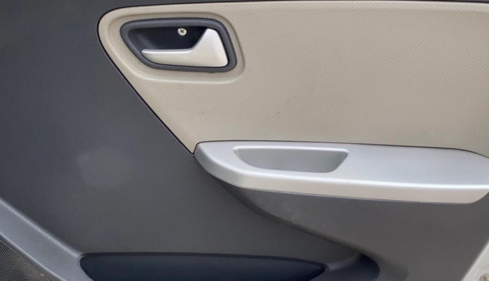 2019 Maruti Alto K10 VXI, CNG, Manual, 62,556 km, Driver Side Door Panels Control