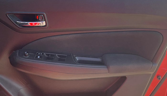 2023 Maruti Swift VXI, Petrol, Manual, 22,332 km, Driver Side Door Panels Control