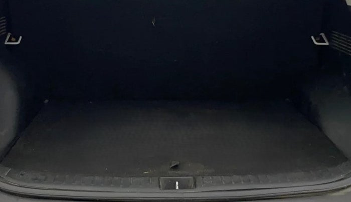 2023 KIA SELTOS HTE 1.5D IMT, Diesel, Manual, 86,261 km, Boot Inside