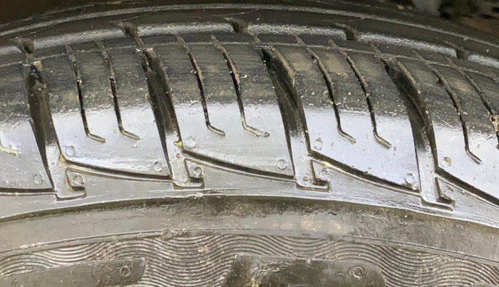 2017 Jeep Compass SPORT 2.0 DIESEL, Diesel, Manual, 55,340 km, Left Front Tyre Tread