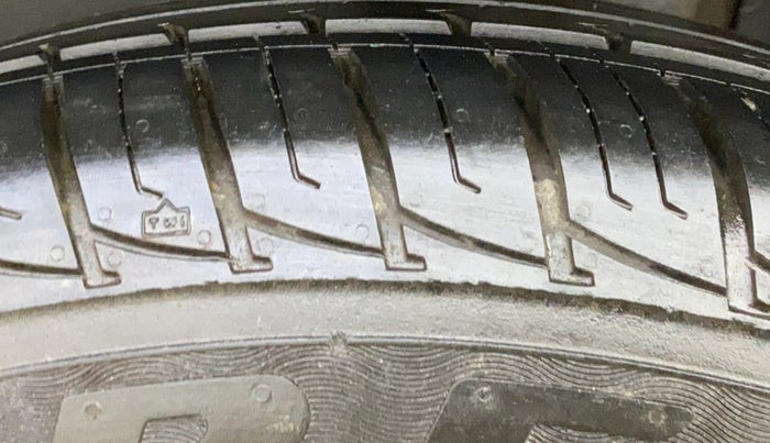 2017 Jeep Compass SPORT 2.0 DIESEL, Diesel, Manual, 55,340 km, Left Rear Tyre Tread