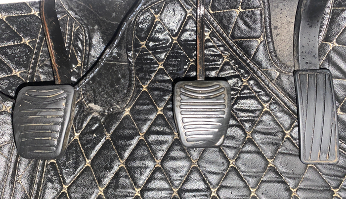 2018 Mahindra MARAZZO M4 7 STR, Diesel, Manual, 1,09,601 km, Pedals