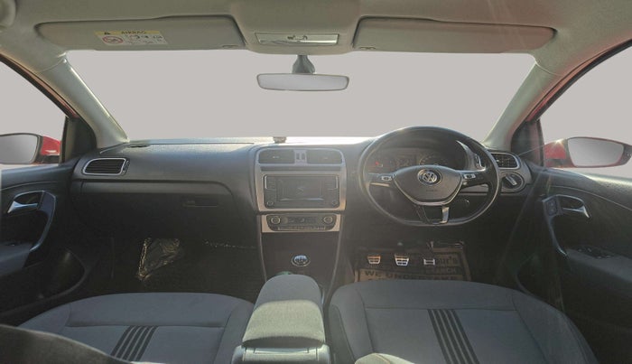 2017 Volkswagen Polo HIGHLINE1.2L, Petrol, Manual, 32,071 km, Dashboard