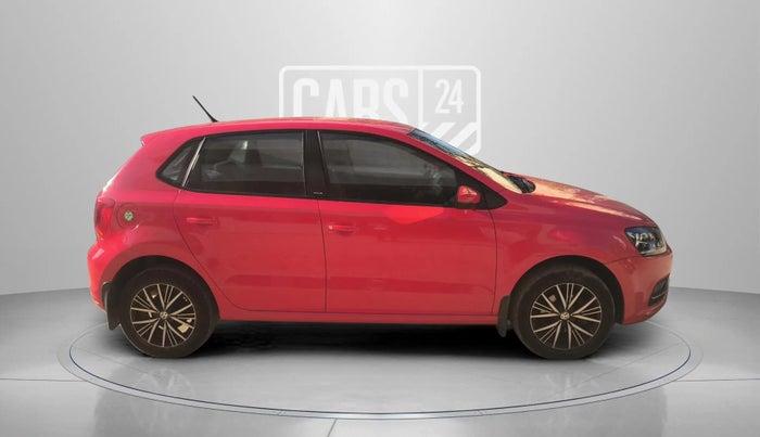 2017 Volkswagen Polo HIGHLINE1.2L, Petrol, Manual, 32,071 km, Right Side View