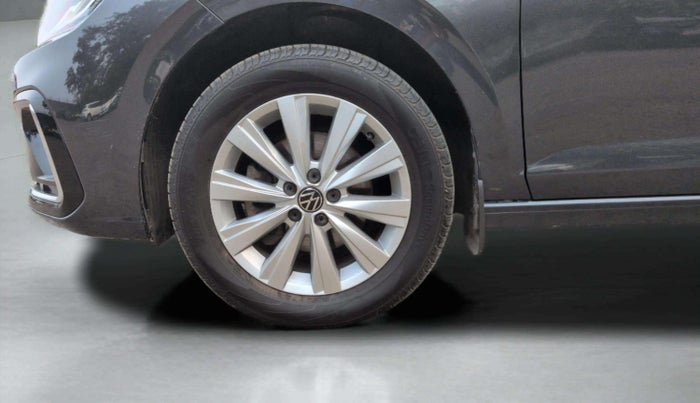 2023 Volkswagen VIRTUS HIGHLINE TSI 1.0 AT, Petrol, Automatic, 14,298 km, Left Front Wheel